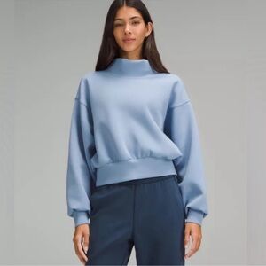 Lululemon Full Flourish pullover- chambray